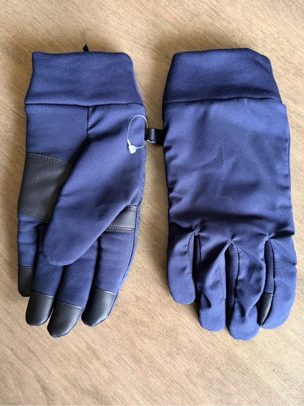 Uniquo Men's Navy HEATTECH Touchscreen Cold-Weather Gloves SZ.M
